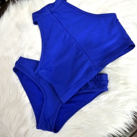 Brave Soul x Nasty Gal Bikini Set – Cobalt Blue Cut-Out High Neck Top, Racerback - Picture 10 of 16